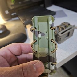 Multi Cam Magazine pouches