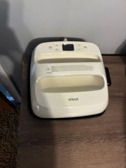 Cricut ez press SE 9x9