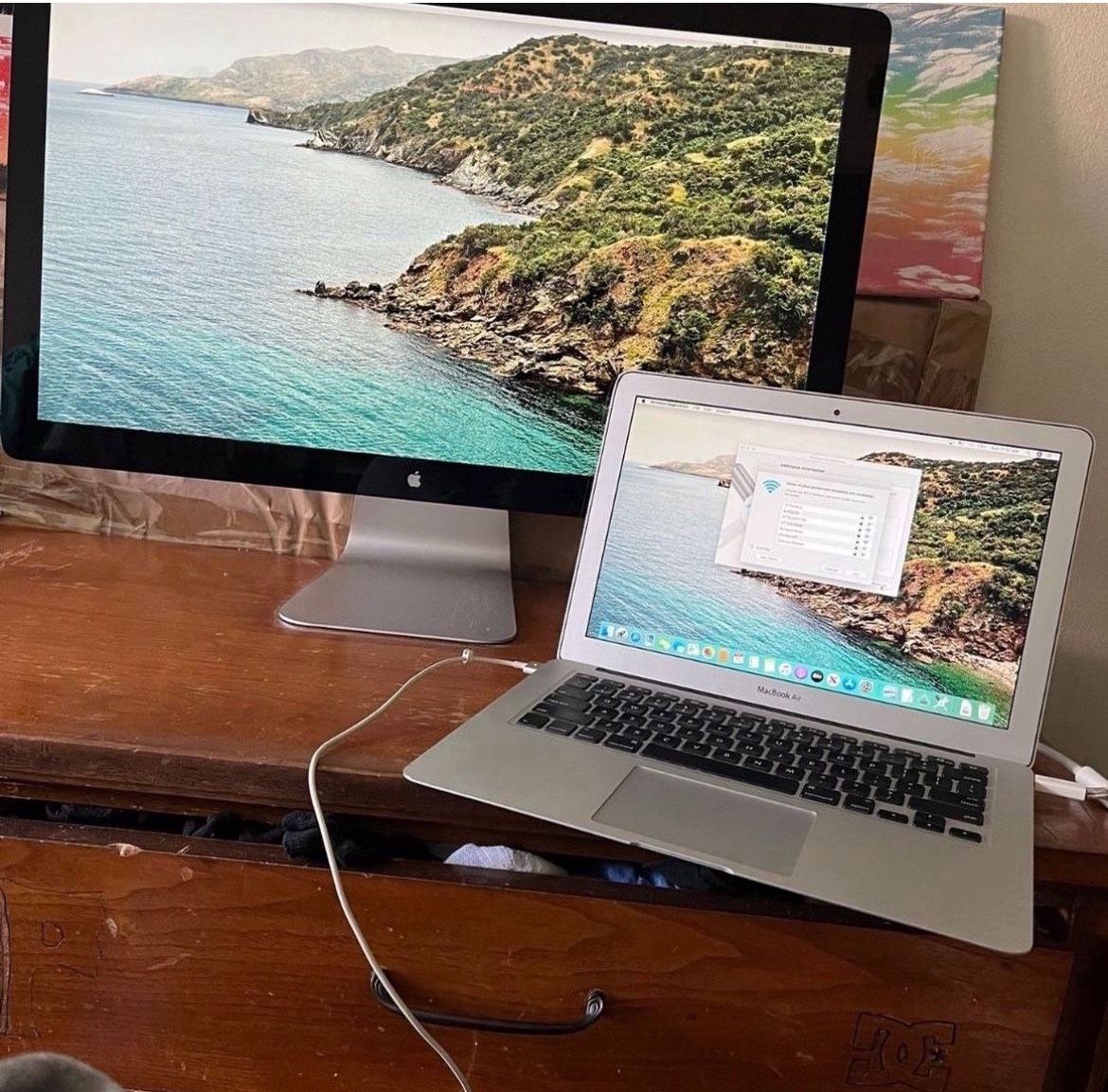 Monitor Apple