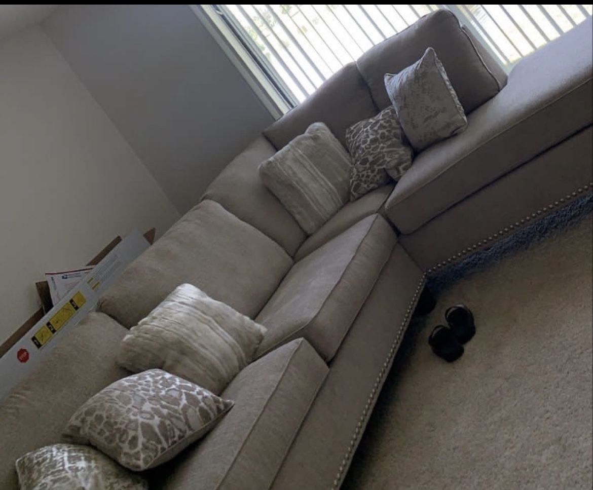 Couch ( Sectional)