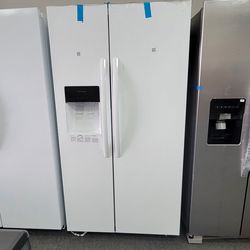Refrigerator white