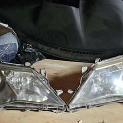 2014 Toyota Camry Headlights