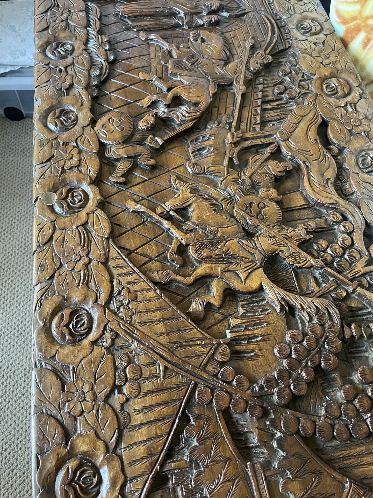 Vintage Chinese Carved Camphor Wood Hope Chest with Glass Cover 40x20x20