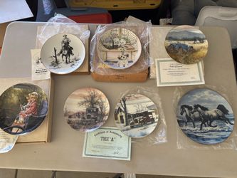 Collectible plates