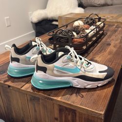 Nike Wmns Air Max 270 React 'Aurora Green'