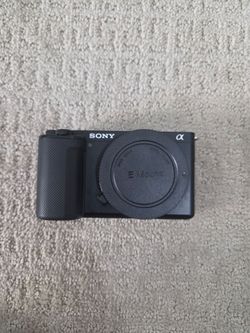 NEW Sony ZV-E10 Camera Body!