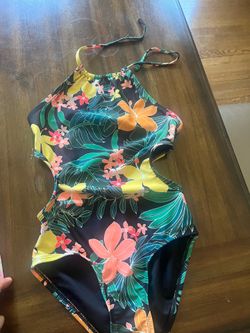 Girls swimsuits