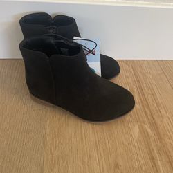 Cat and Jack Toddler Boots 👢 