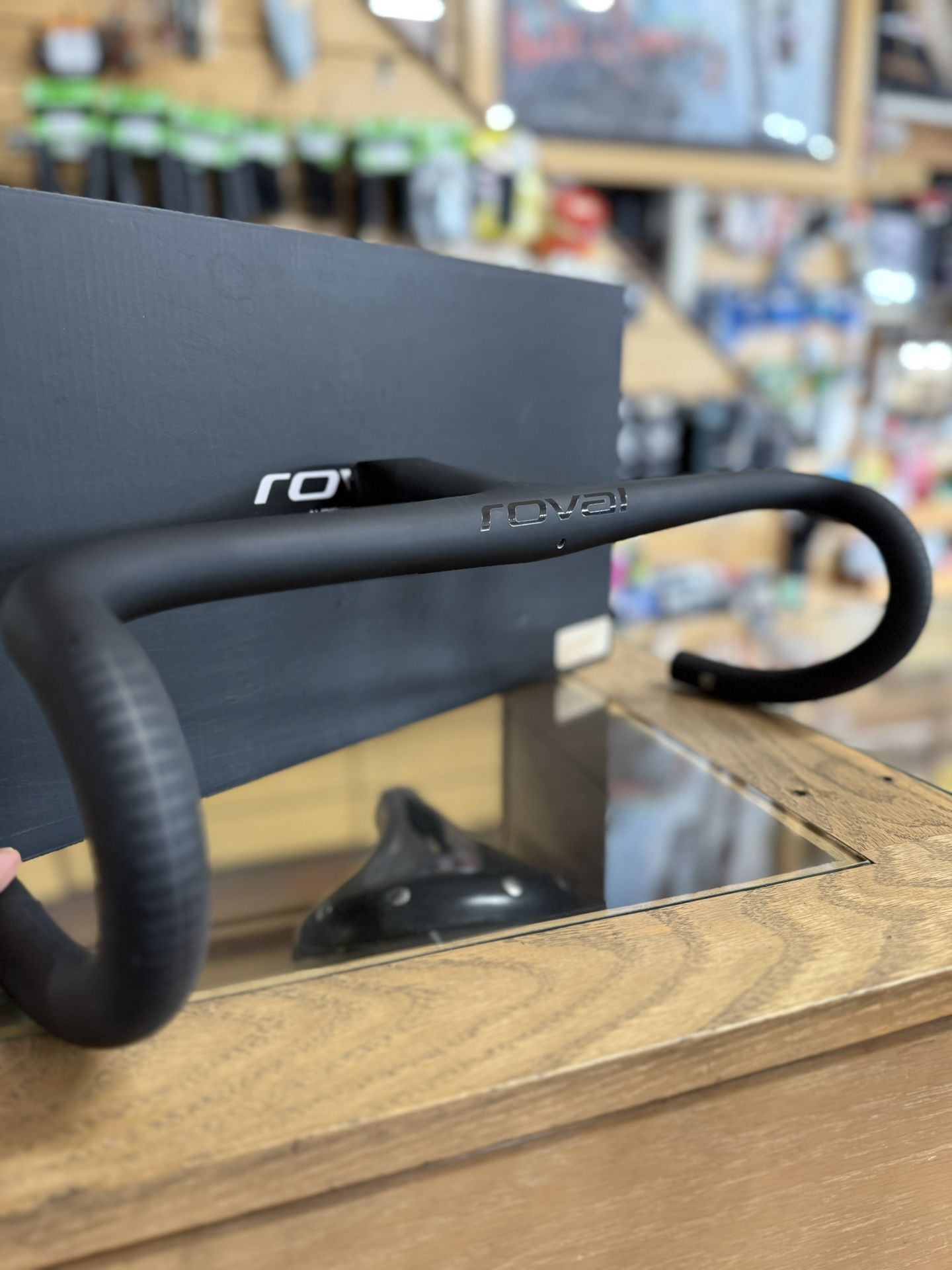 Roval Carbon Handlebar - For Road Bike