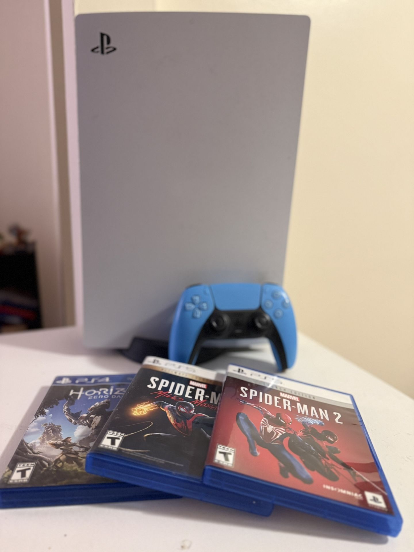 PS5 Disc System With 3 Games For Free.
