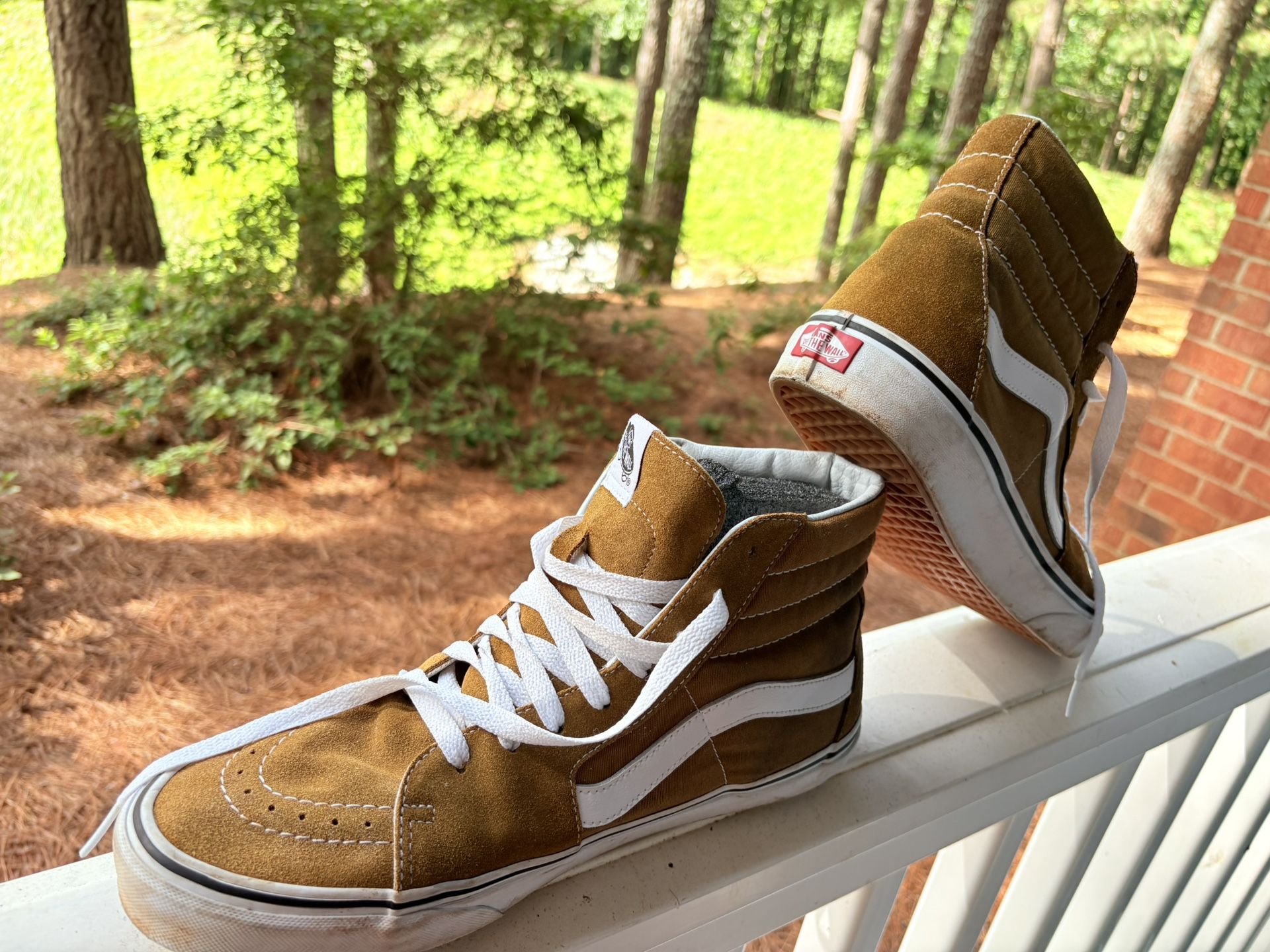 π€ Vans Sk8-Hi Brown Suede β Like New π€