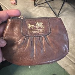 Coach Women's Brown and Gold Wallet-purses