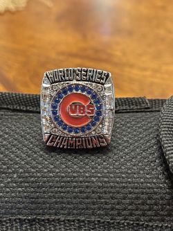 Chicago cubs championship ring