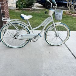 Huffy Deluxe Cruiser Bike 