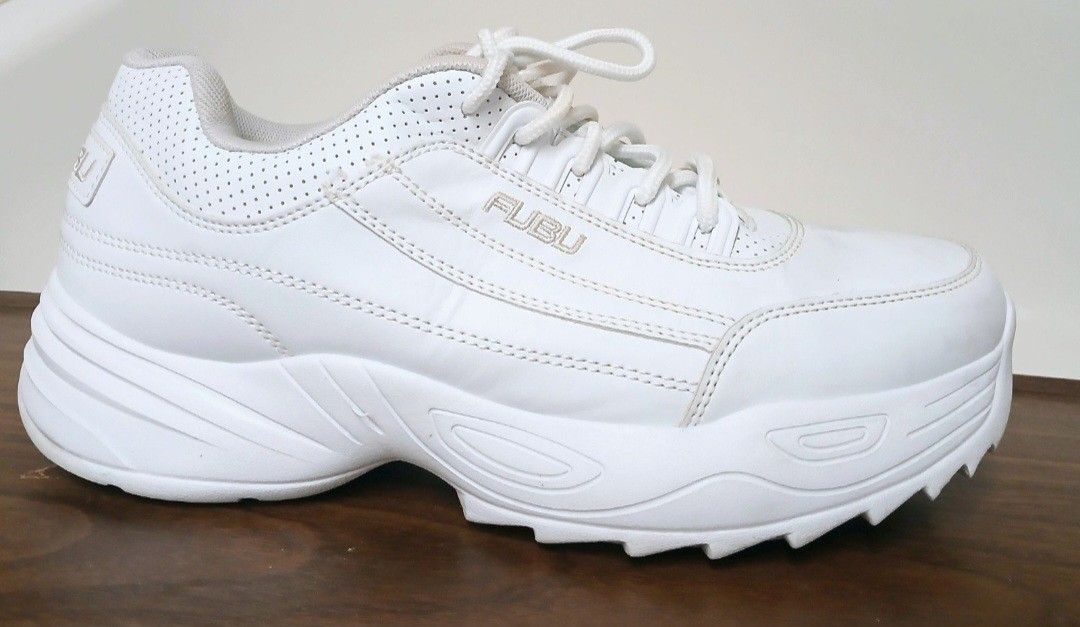 FUBU WOMEN MEMORY FOAM LIGHT WEIGHT SHOES SNEAKER SIZE 9.5