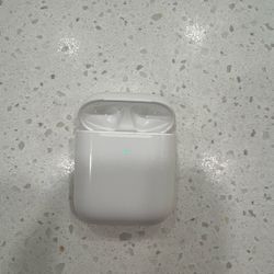 Apple AirPods Charging Case Only