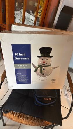 30 Inch Snowman Warm White Lead Lights 50