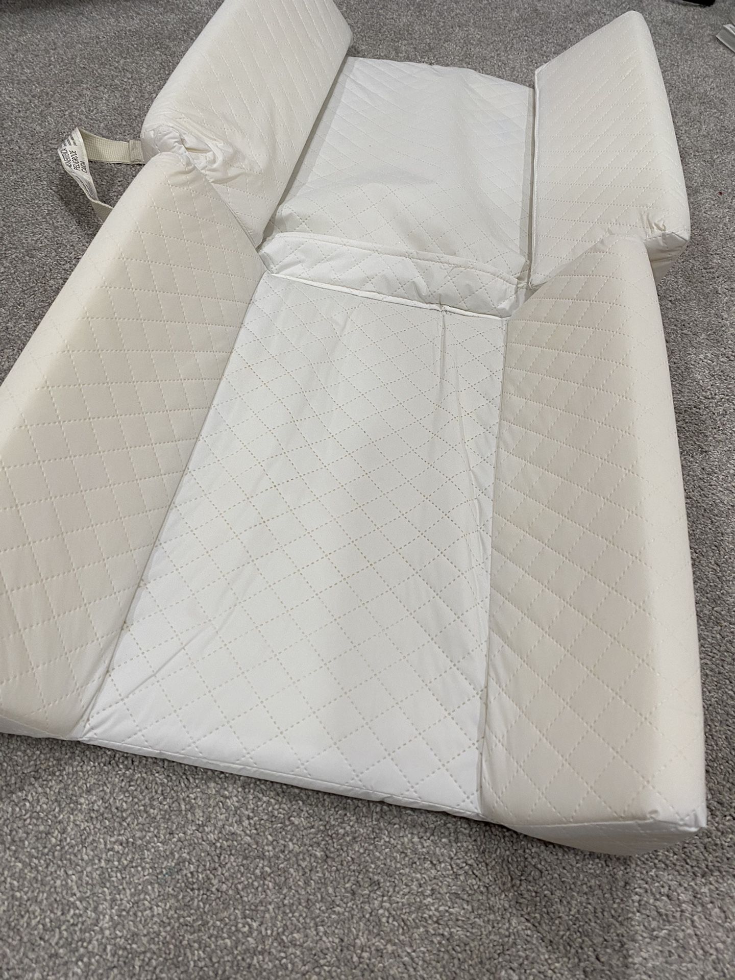 Munchkin Changing Pad