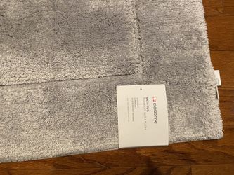 Liz Claiborne Ultra Plush Bath Rug