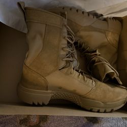 Nike All Weather Combat Boots