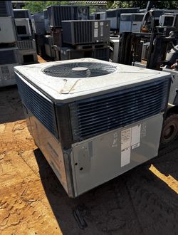 2011 Trane 4 Ton Package Heat Pump