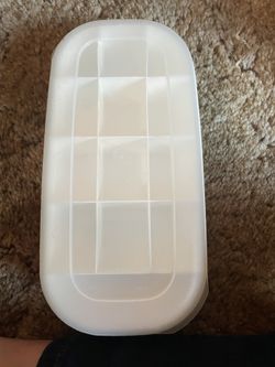 Small Divided Storage Box