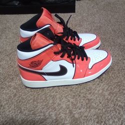 ** NIKE AIR JORDAN 1's SNEAKERS/ SIZE 12 