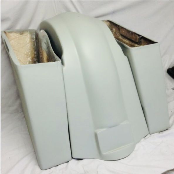 Extended Saddlebag And Rear Fender