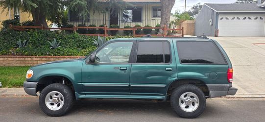 1999 Ford Exploree