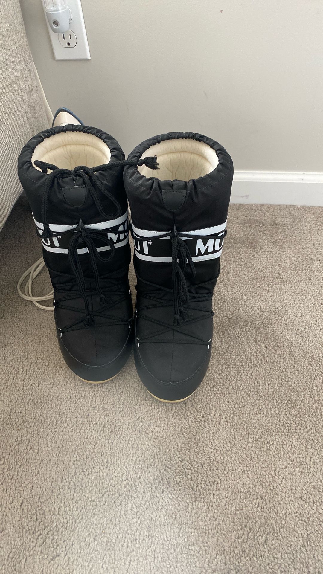 Moon Boots