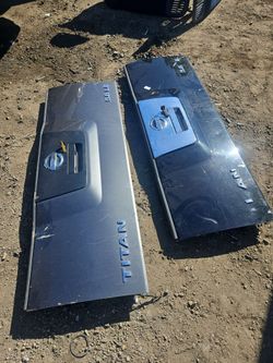 Oem tailgate nissan titan 2012