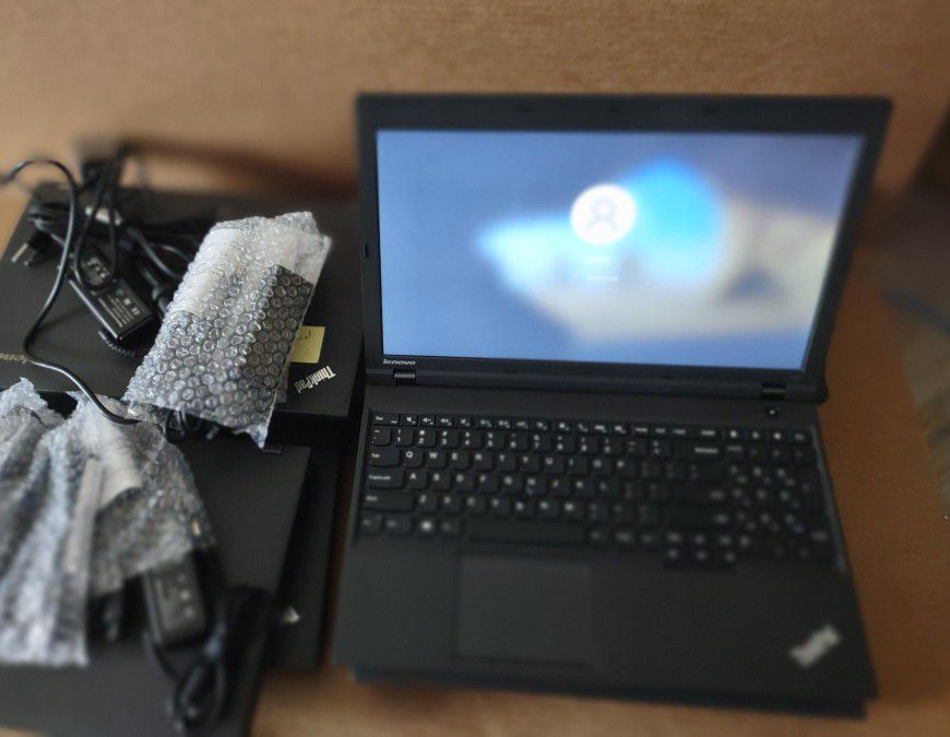 Lenovo ThinkPad Laptop L560