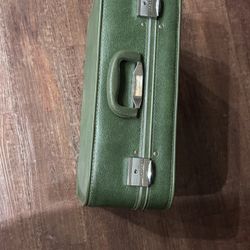 Vintage Hardside Luggage. Green, with working combination lock, by Skyway 