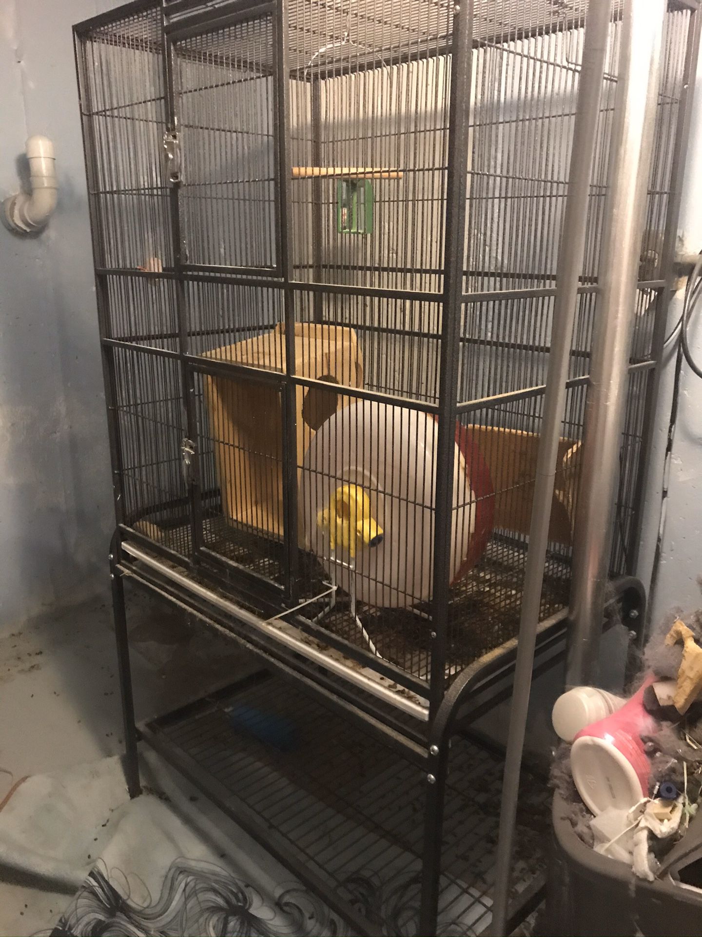Bird cage chinchilla ferret