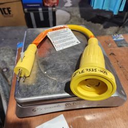 le7535-009 30amp to15amp adapter