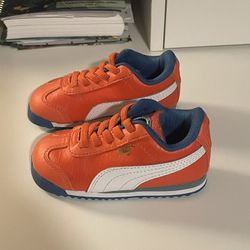 Toddler Size 6 puma