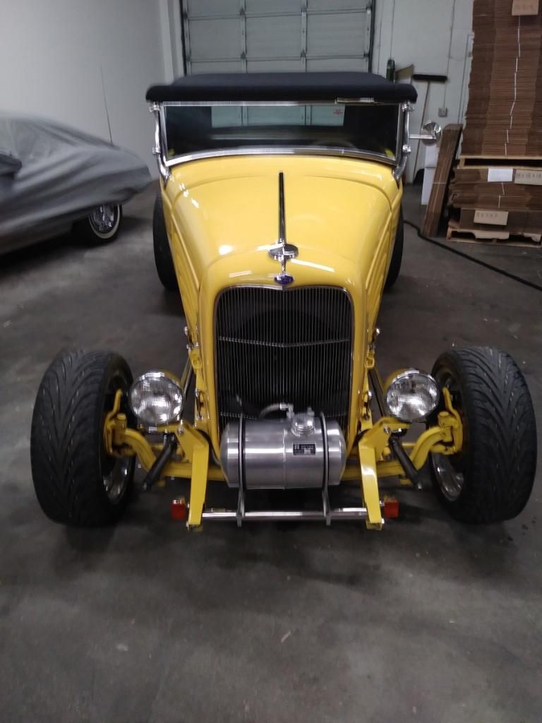 1932 Ford Roadster 