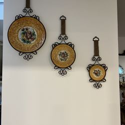 Antique Decorative Wall Plate With Bronze Frame 