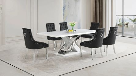 New D610 Viva (Cream/Chrome) Dining Room Table