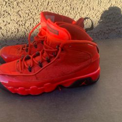 Red Jordan 9’s
