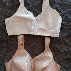 Size 40D Playtex 18hr Comfort Full Coverage Bras