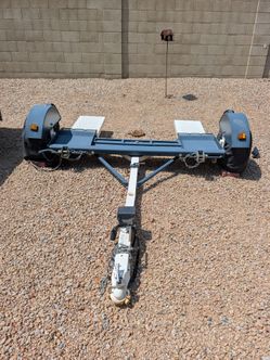 Tow dolly