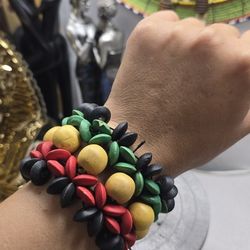 Chunky Wooden Bracelet Rasta Colors Red Yellow Green Black Tribal Style