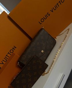Women’s crossbody bag