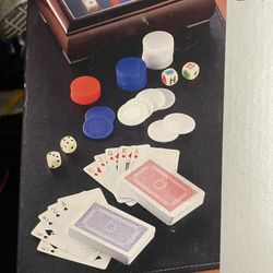 Poker set gift box new  In original box 