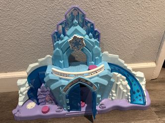 Frozen House