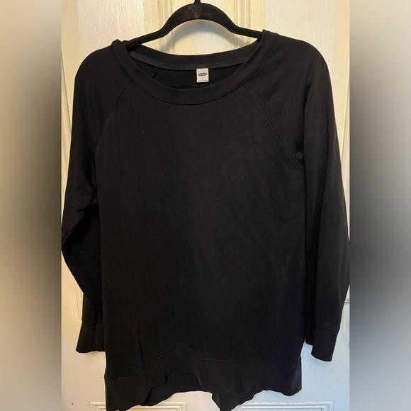 Old Navy Long Sleeve Black Scoop Neck Sweatshirt Medium
