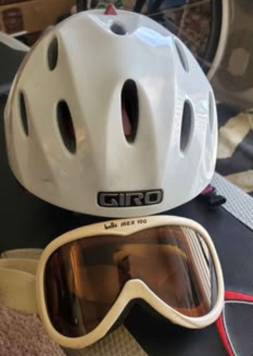 Giro Fuse Ski or Snowboard Helmet, Size M, White, 55.5 to 59cm, Gently Used w/ Bolle IREX 100 Ski/Snowboard Goggles