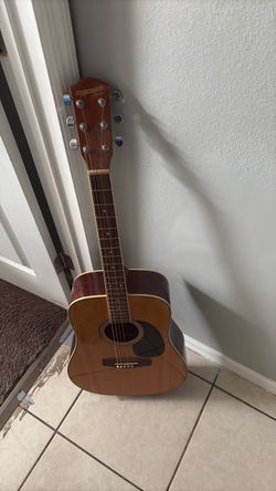 6 string guitar