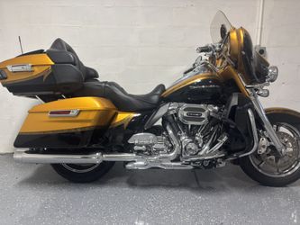 2015-Harley CVO Ultra classic